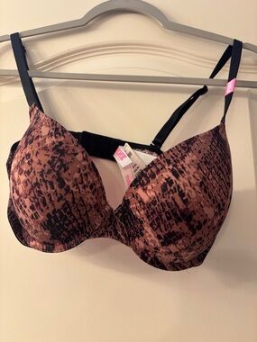 PINK Victoria's Secret Pink & Black Leopard Print Underwire Bra